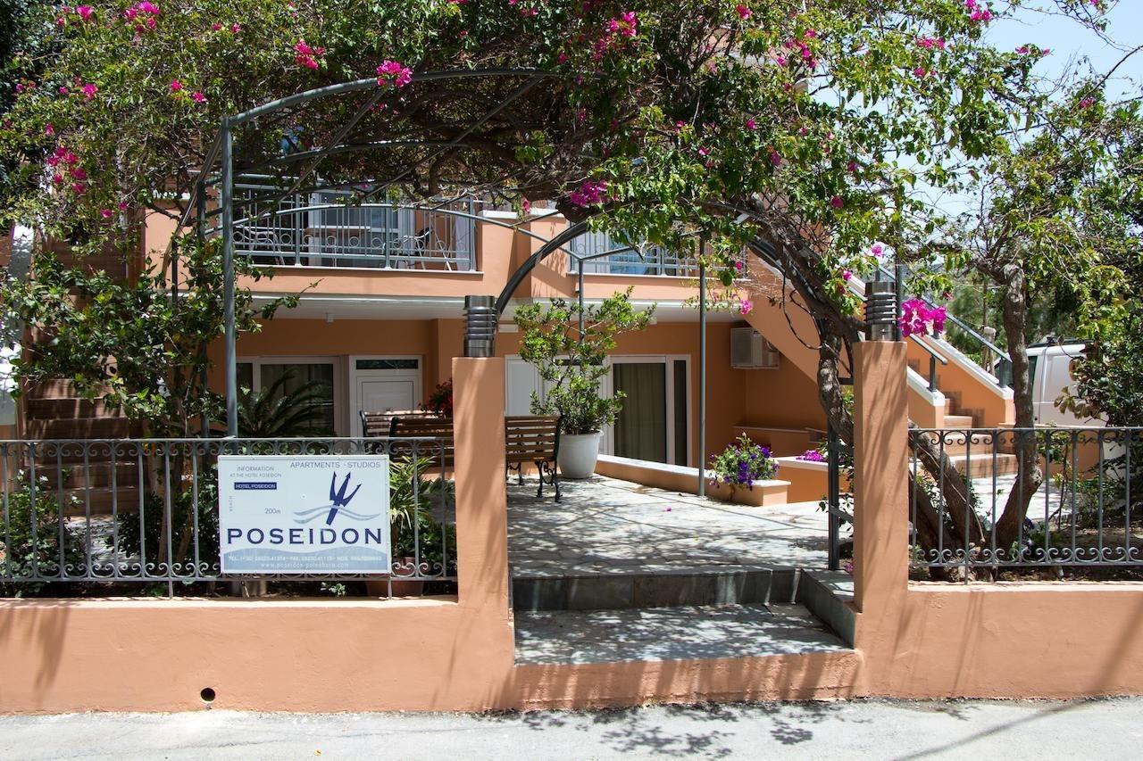 Poseidon Studios Palaiochora Esterno foto